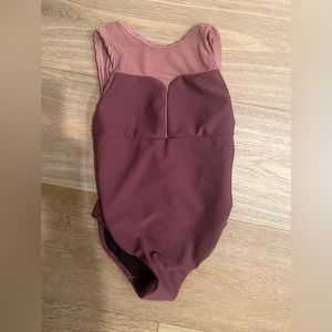 YXL Fivedance wear leo. Gorgeous mauve color. Excellent condition.